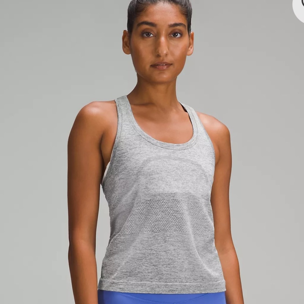 Lululemon Swiftly Tech Racerback Tank Top 2.0
Waist Length